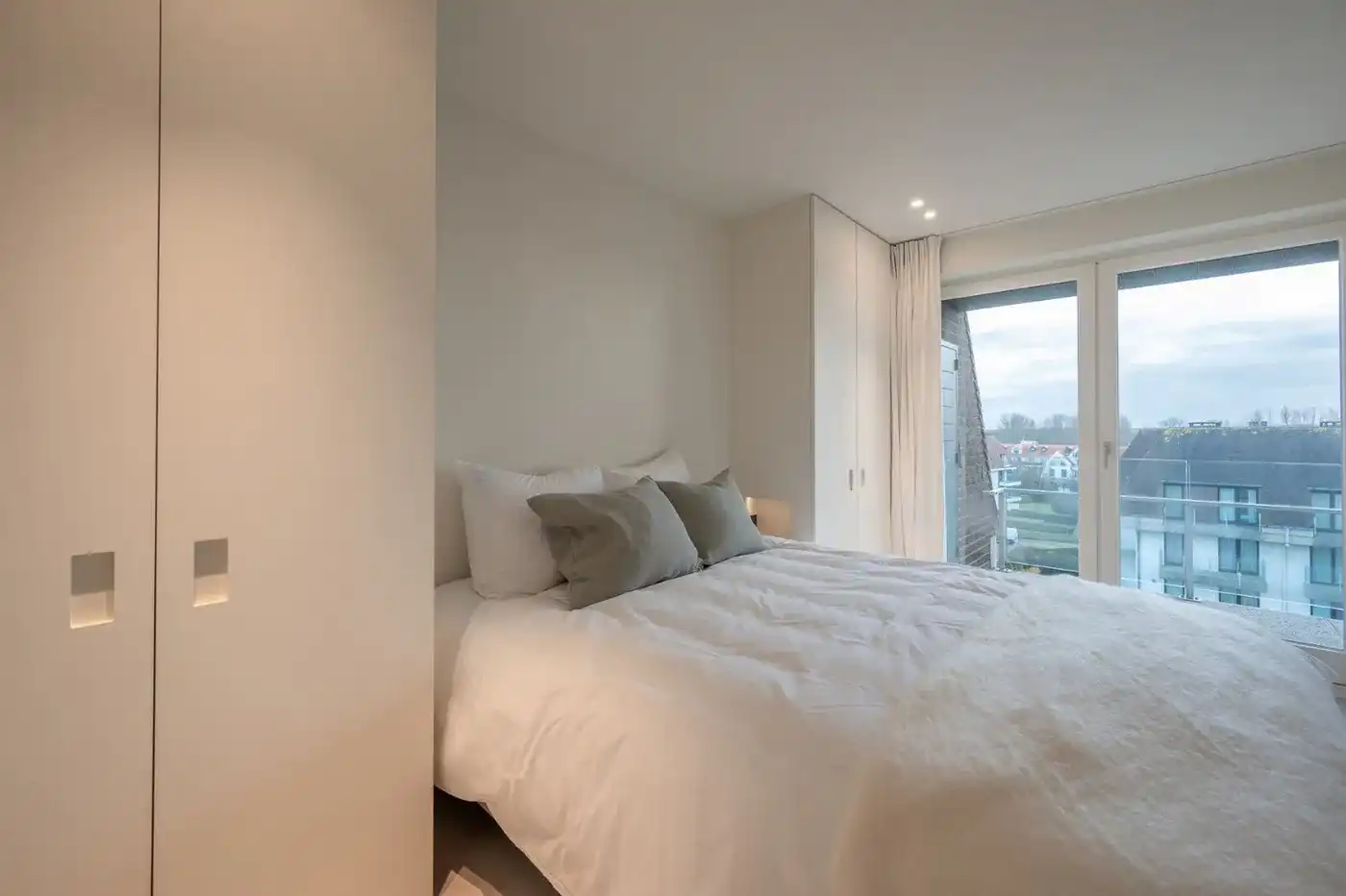 Prachtig gerenoveerd appartement op de Wandeldijk foto 17