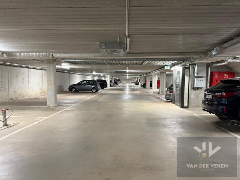 Modern 2-slaapkamerappartement met ruim terras in hartje Hasselt foto 14