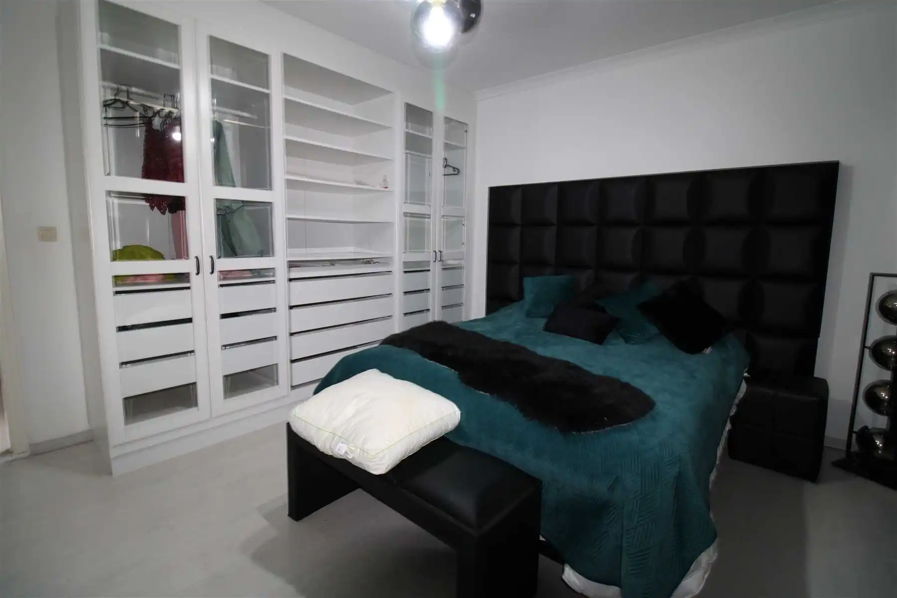 Hoboken: Gemeubeld appartement te huur foto 8