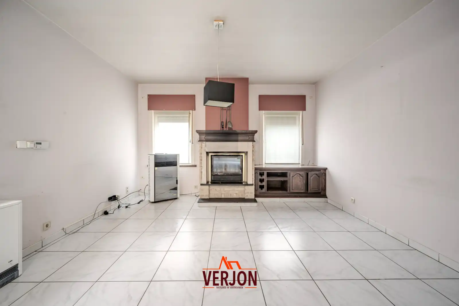 Woning met tuin en garage in het centrum van Ardooie! foto 4