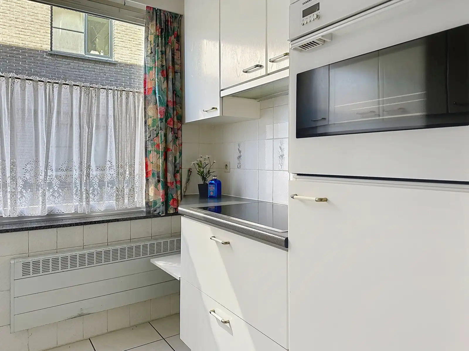 Gelijkvloers 2 slaapkamers appartement vlakbij centrum Aartselaar foto 10