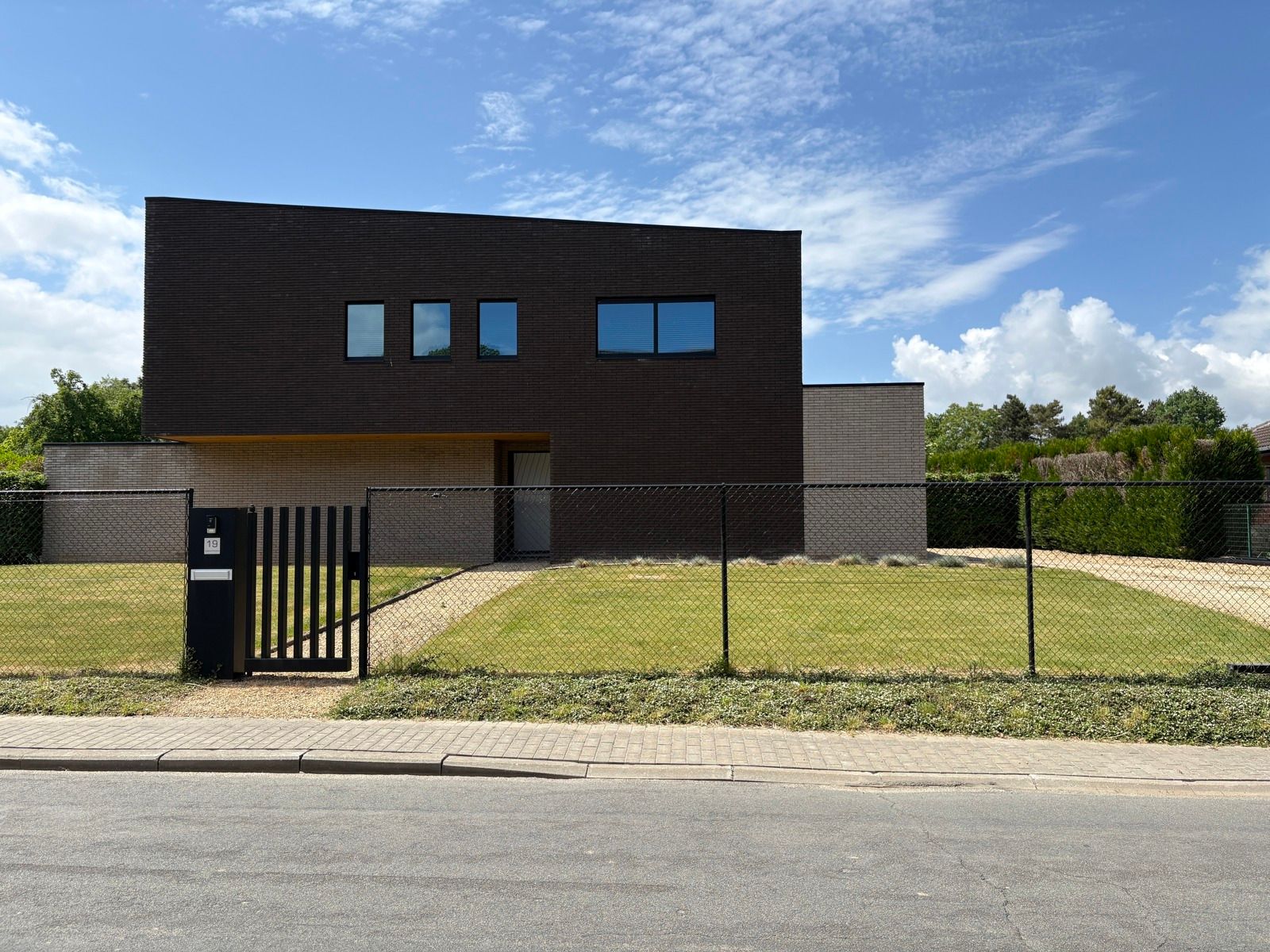 De woning is een combinatie van luxe, comfort en duurzaamheid foto {{pictureIndex}}