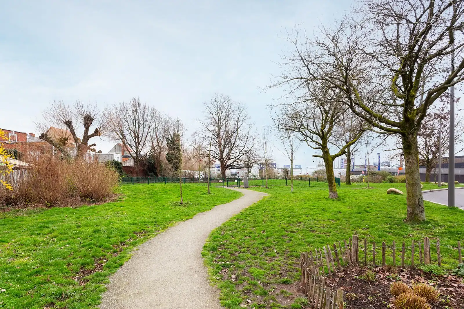 Lichtrijk wonen in industriële stijl foto 17