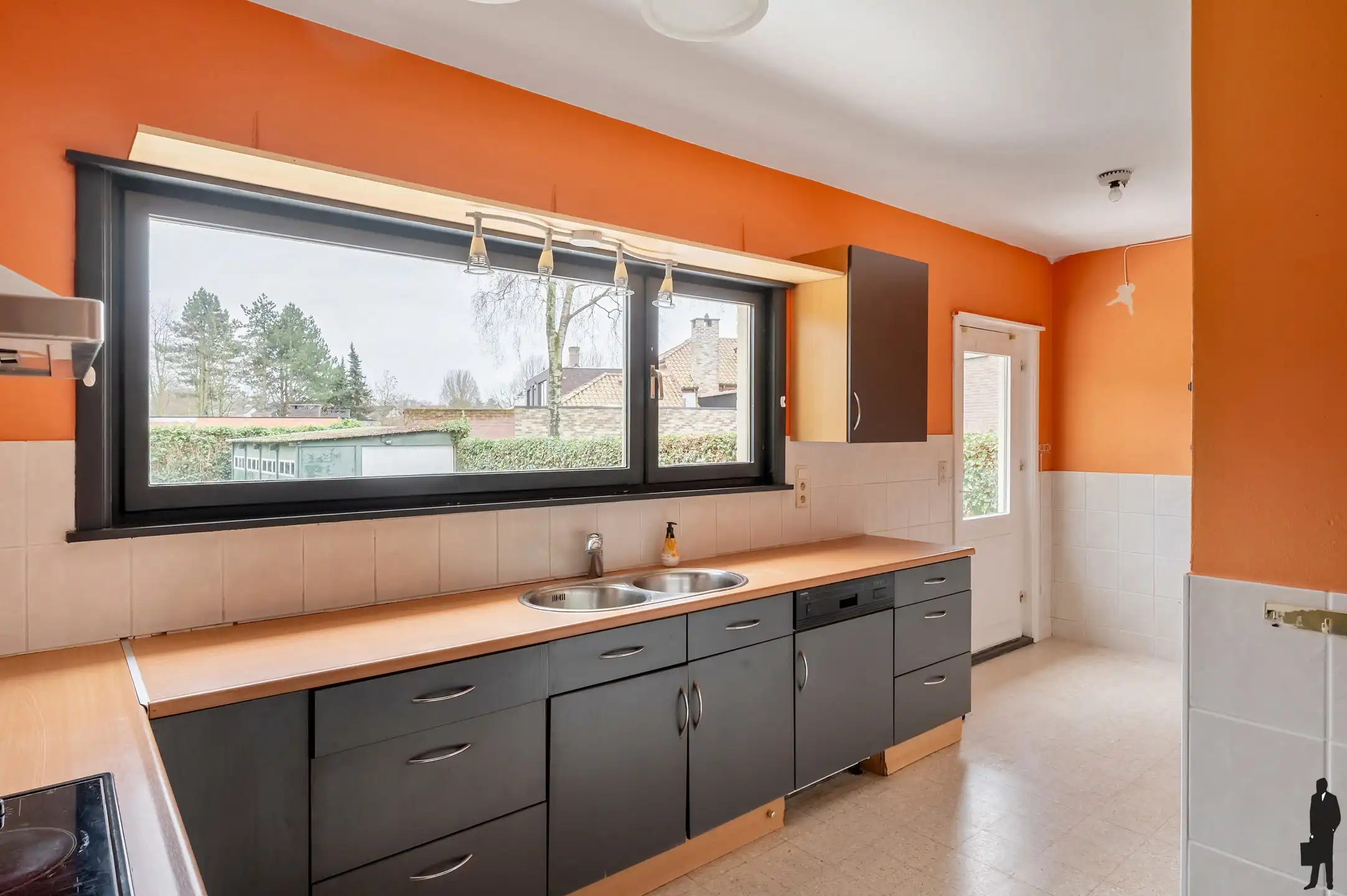 Charmante woning in een gegeerde buurt foto 8