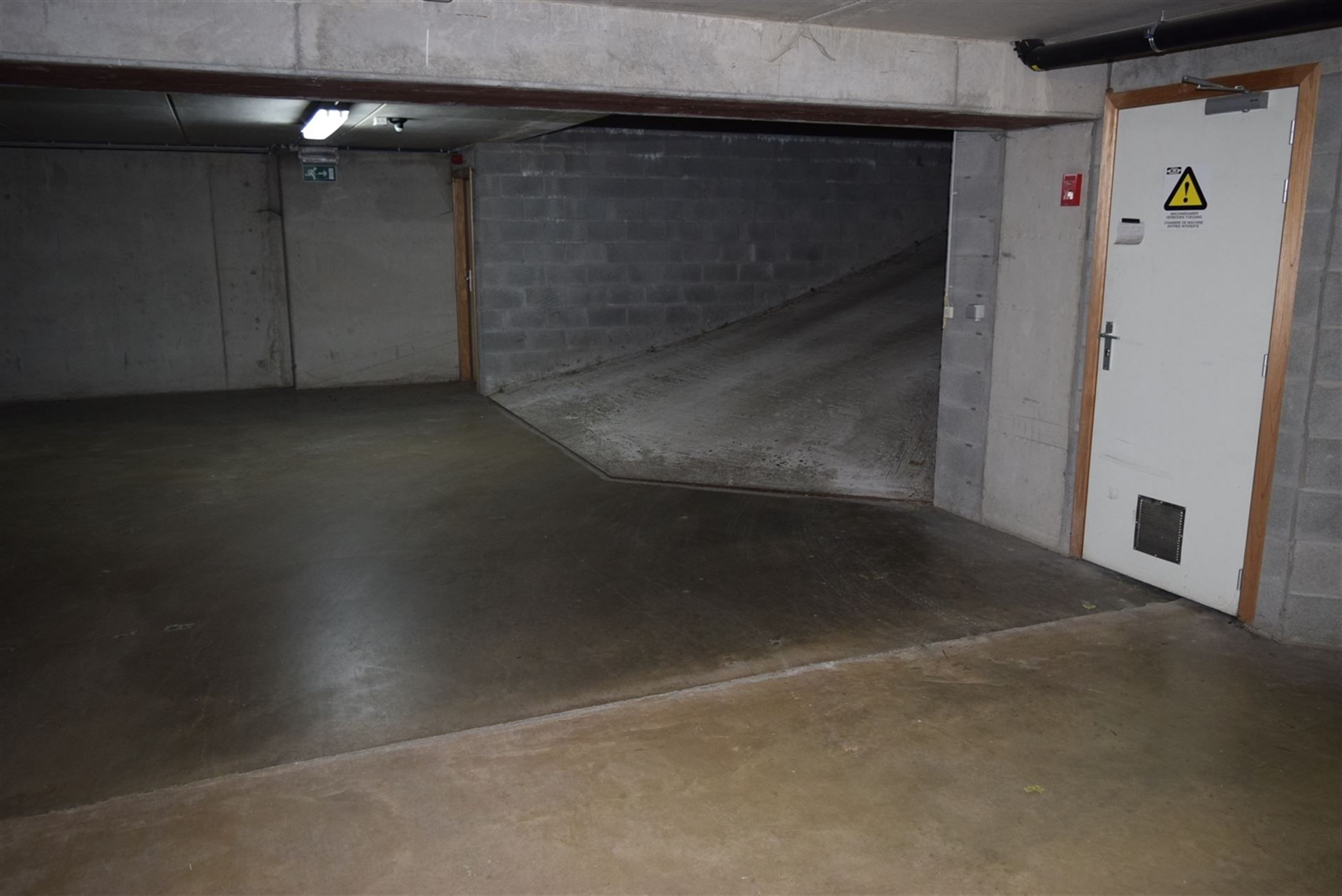 Parking/Garagebox foto 5
