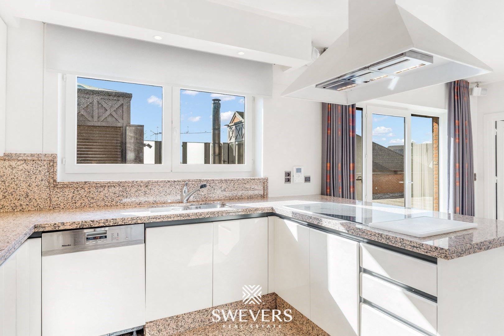 Handelspand met ruime woning in hartje Lummen – een unieke opportuniteit foto 10