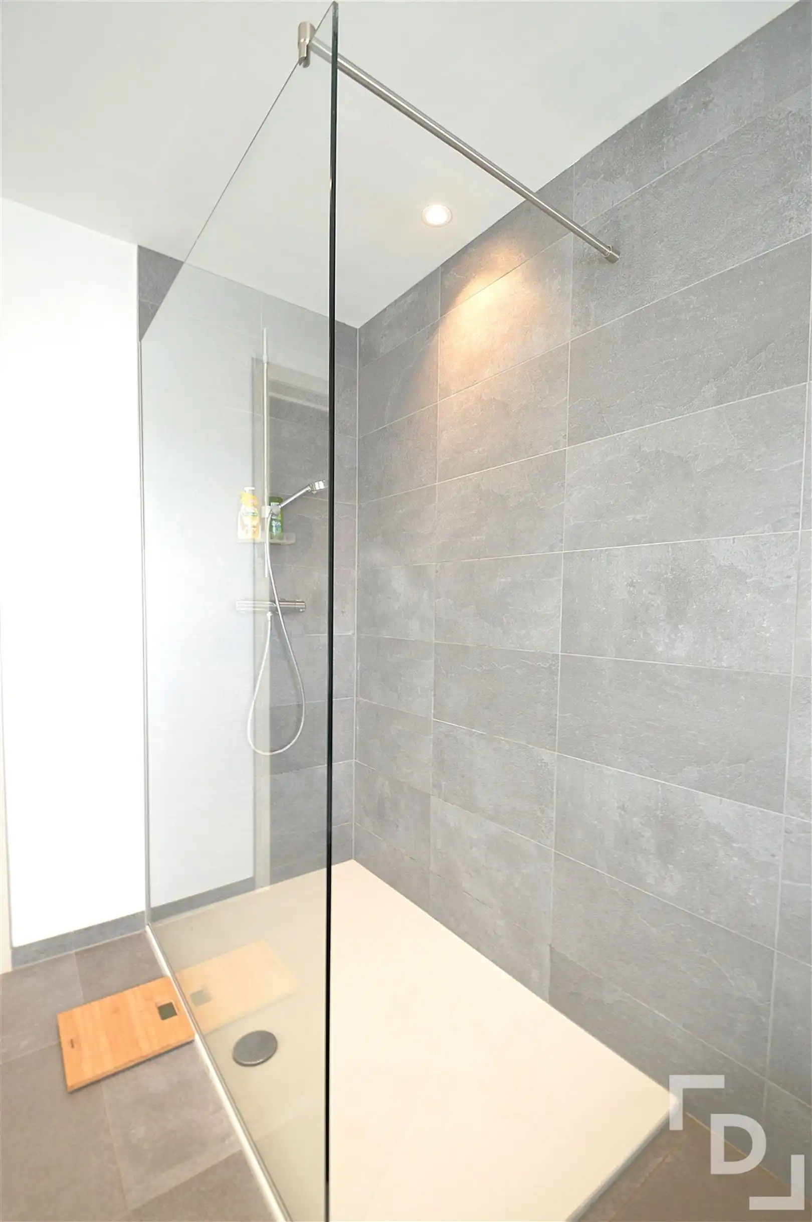 Ruime gezinswoning te huur in Poelkapelle foto 15