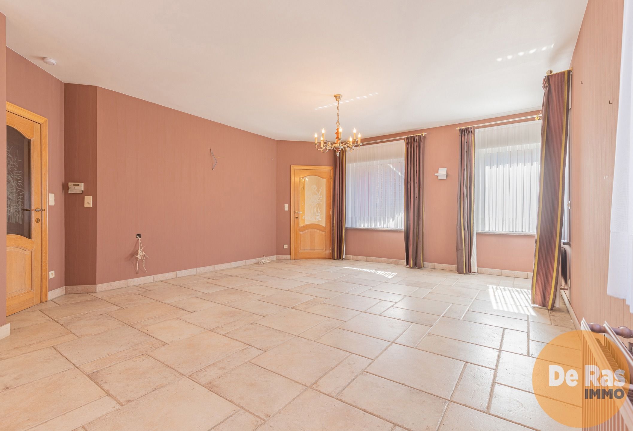 NIEUWERKERKEN - Kwalitatieve woning met diepe tuin en garage foto 6