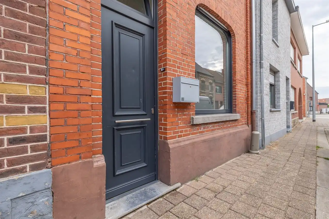 Vernieuwde rijwoning met drie slaapkamers en mooie tuin foto 29