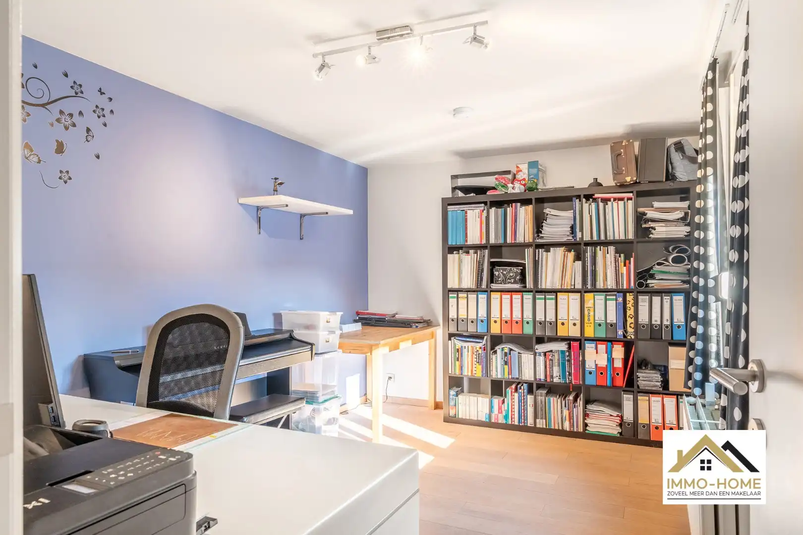 Héél erg ruime gerenoveerde woning met garage nabij centrum Lokeren! foto 25
