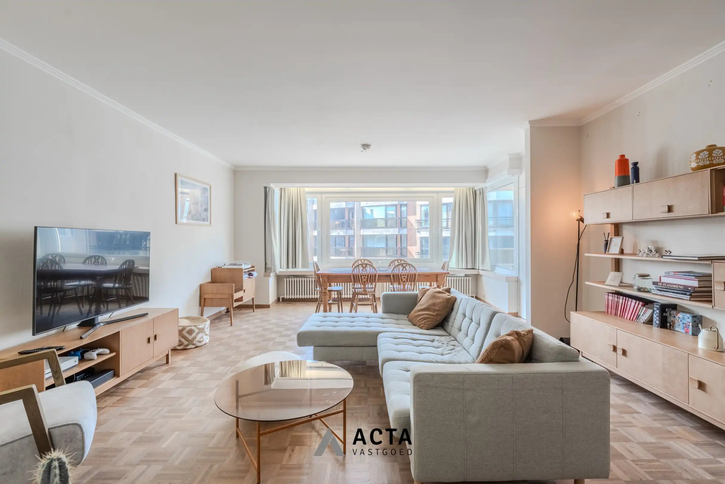 Instapklaar 3-slaapkamerappartement met 2 terrassen in het centrum van Oostende foto 3