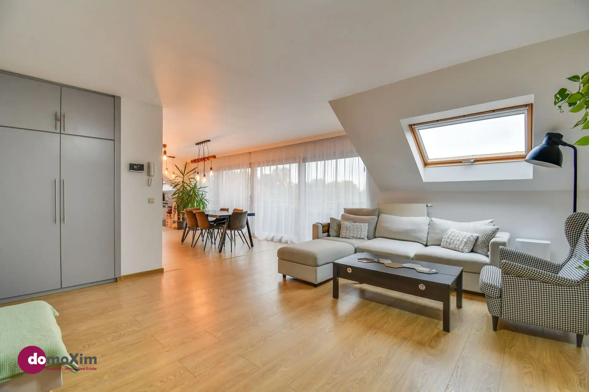 Ruim 3-slaapkamer appartement met 2 terrassen en garagebox in Vilvoorde foto 4