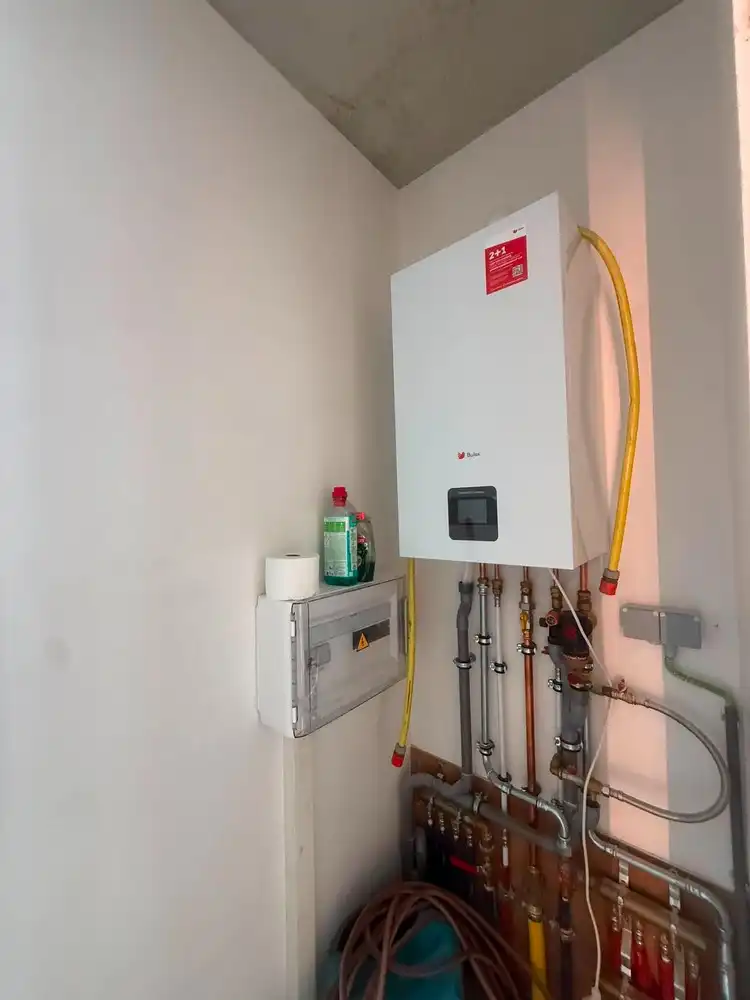 Instapklare nieuwbouw handelsruimte op A-locatie in Oostduinkerke foto 13