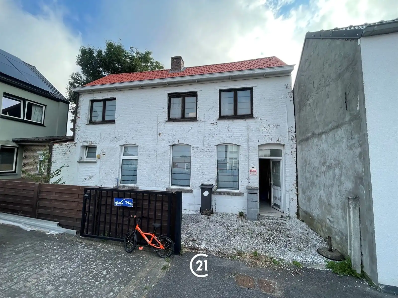 Hoofdfoto van de publicatie: Huis met voorterras en 2 slaapkamers