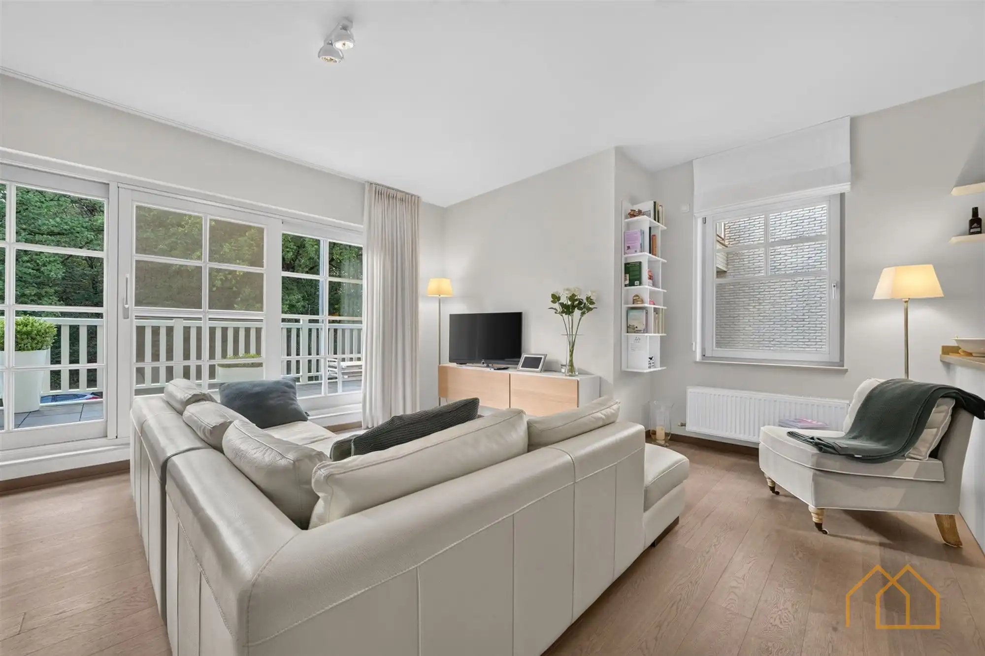 Appartement met 2 terrassen en ruime garage foto 3