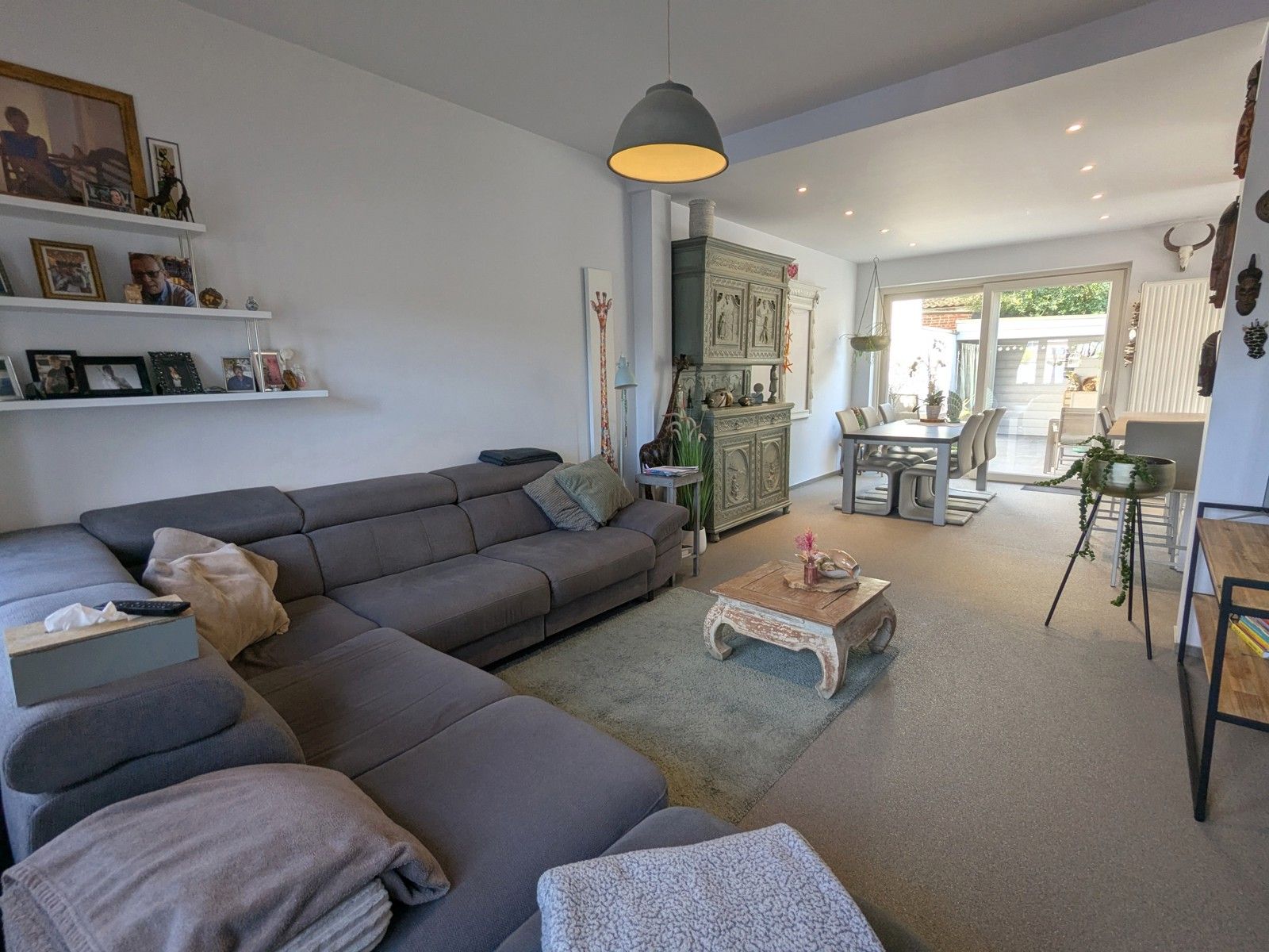 Hoofdfoto van de publicatie: Charmante hoekwoning met knappe afwerking op idyllische plek