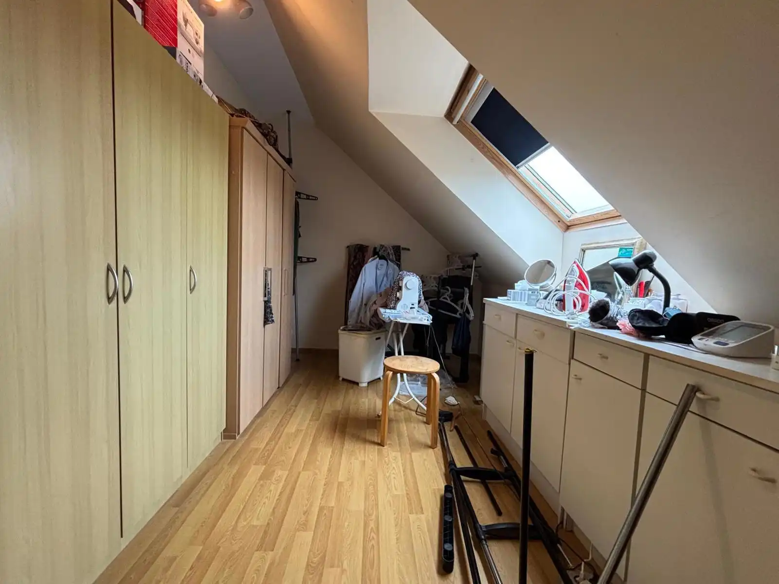 Ruim dakappartement in het centrum van Tielt.  foto 14