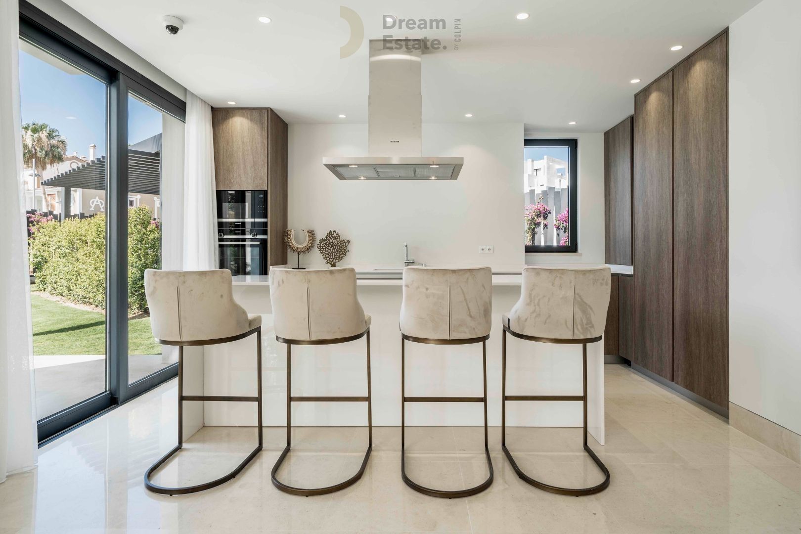 Instapklare villa op ca 1,5km van het strand en zee, te El Campanario. foto 7