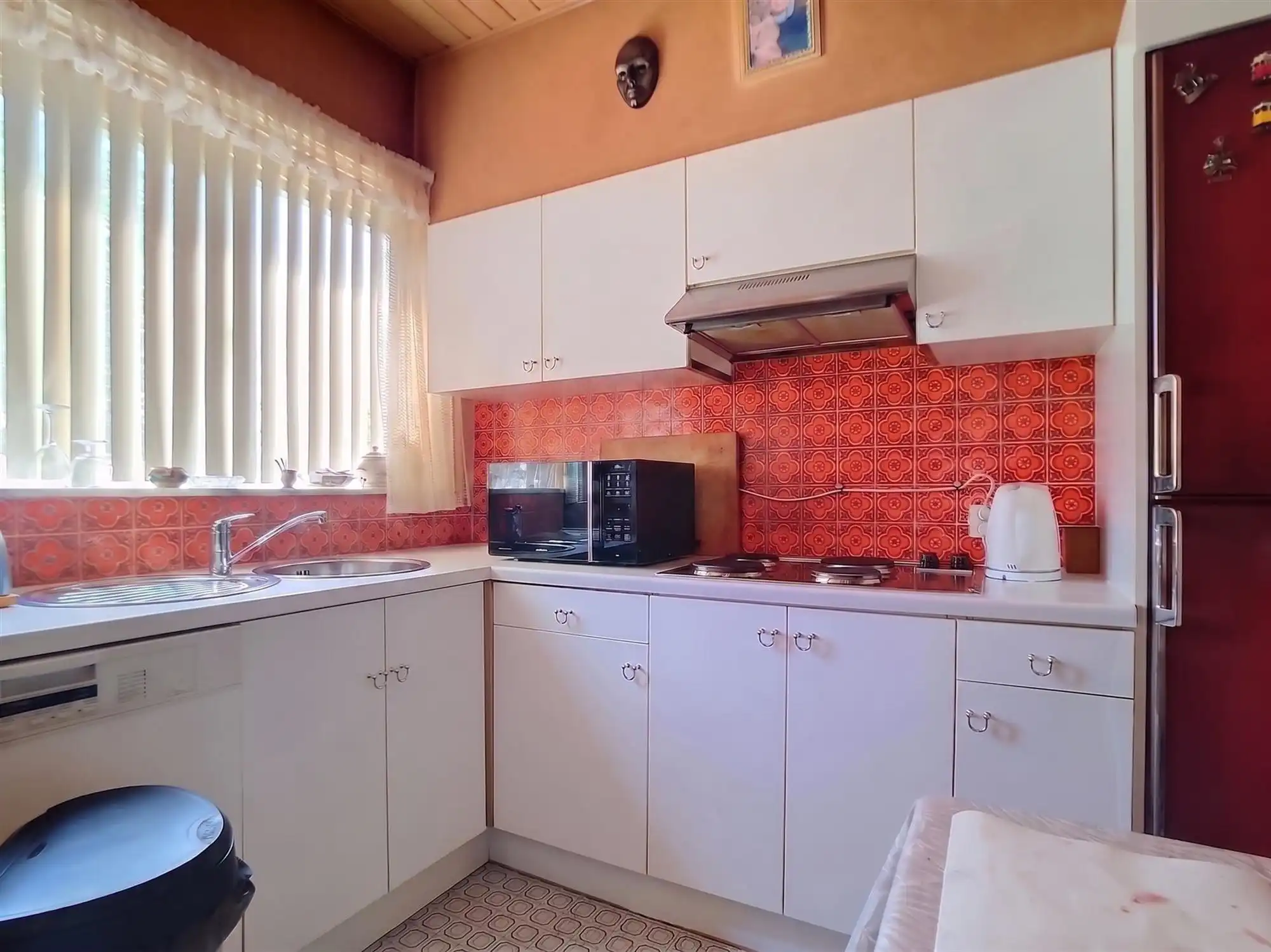 Te renoveren halfopen bebouwing met ruime garage in Beerzel foto 5