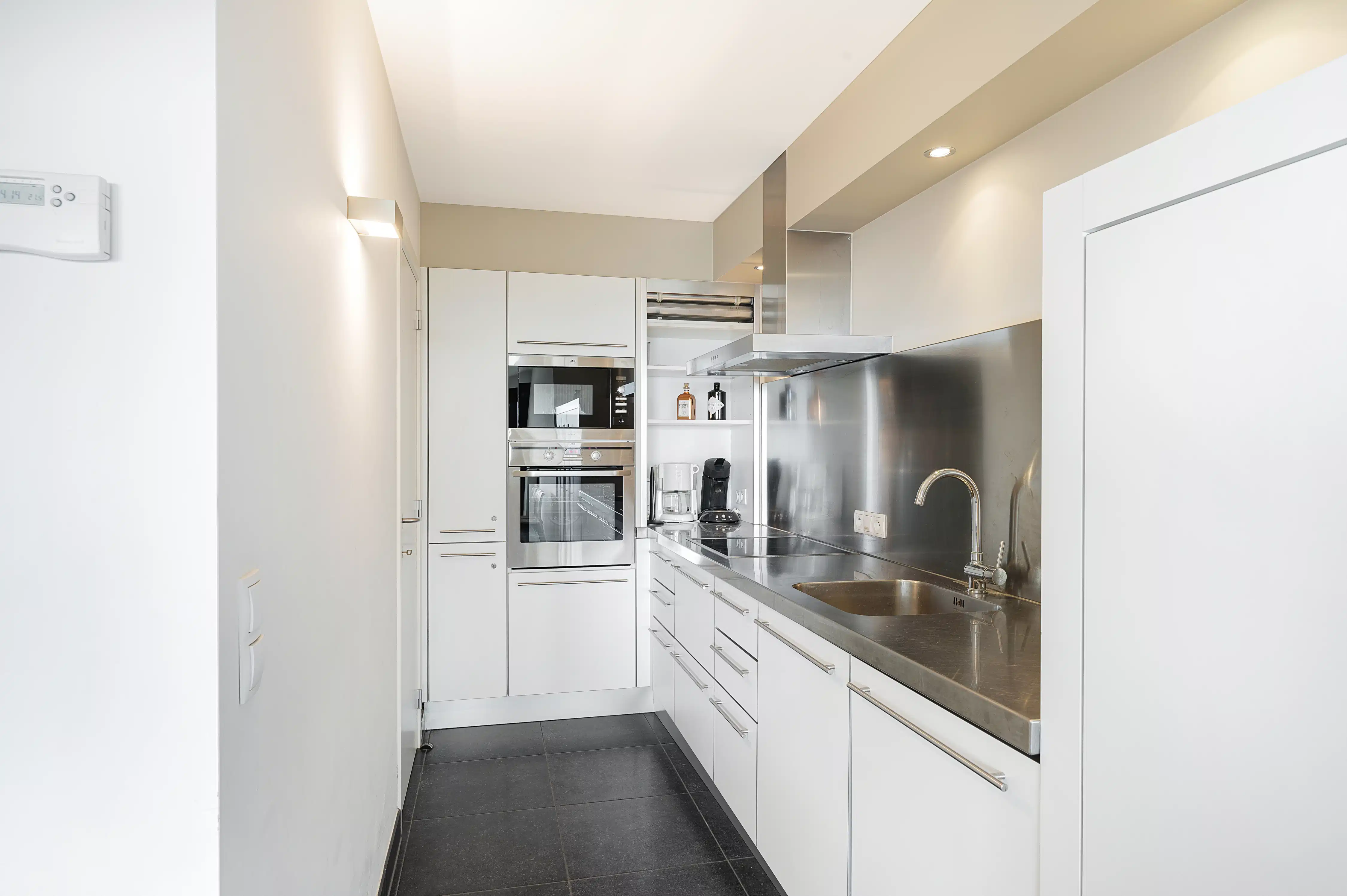 Ruim Duplex appartement op enkele passen van de Zeedijk te Duinbergen foto 15