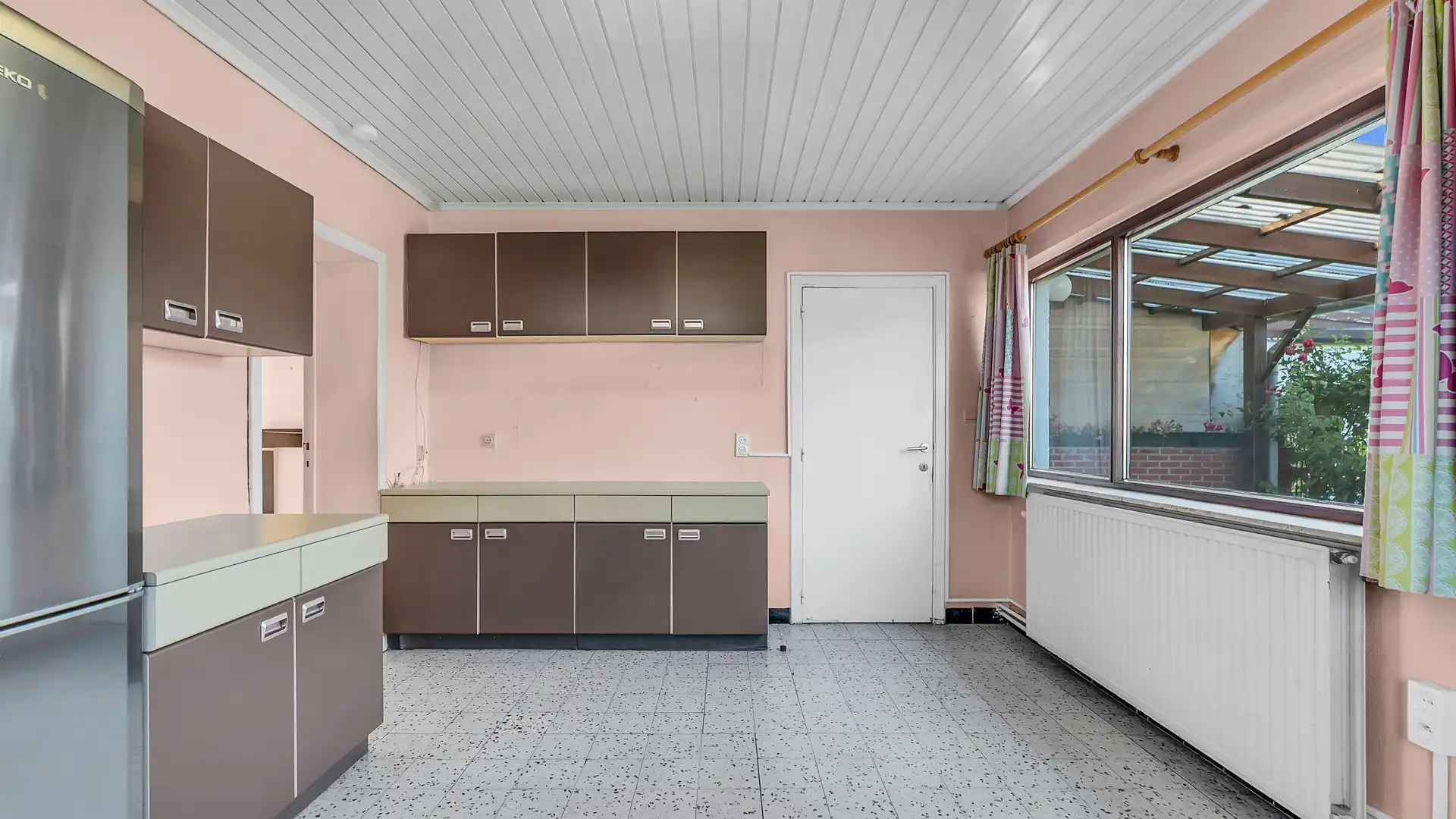 Te renoveren woning (H.O.B.) met 3 slpkrs te Genk foto 5