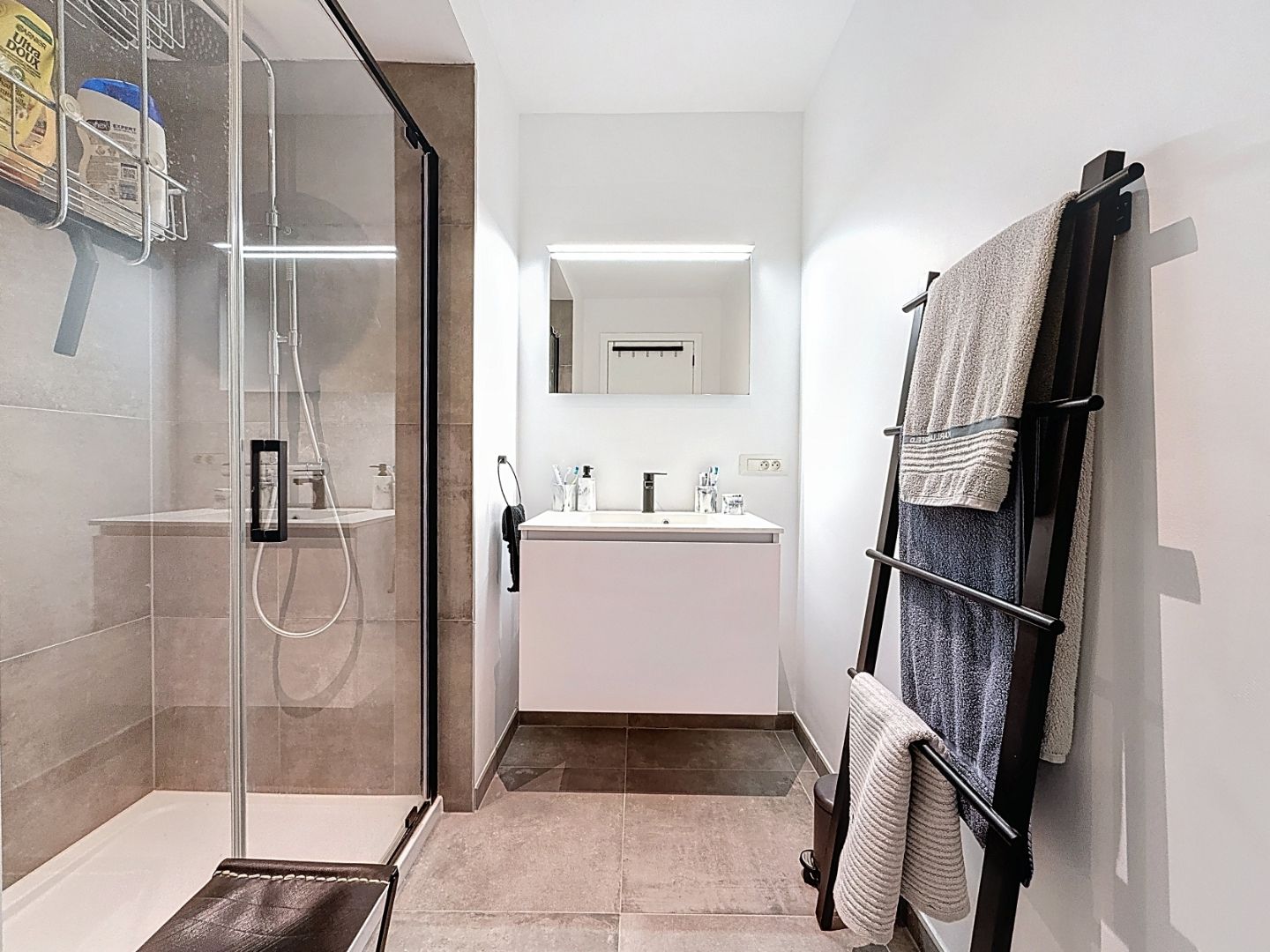 Rustig gelegen hoekappartement gelegen aan het water in Nieuwpoort-stad foto 12