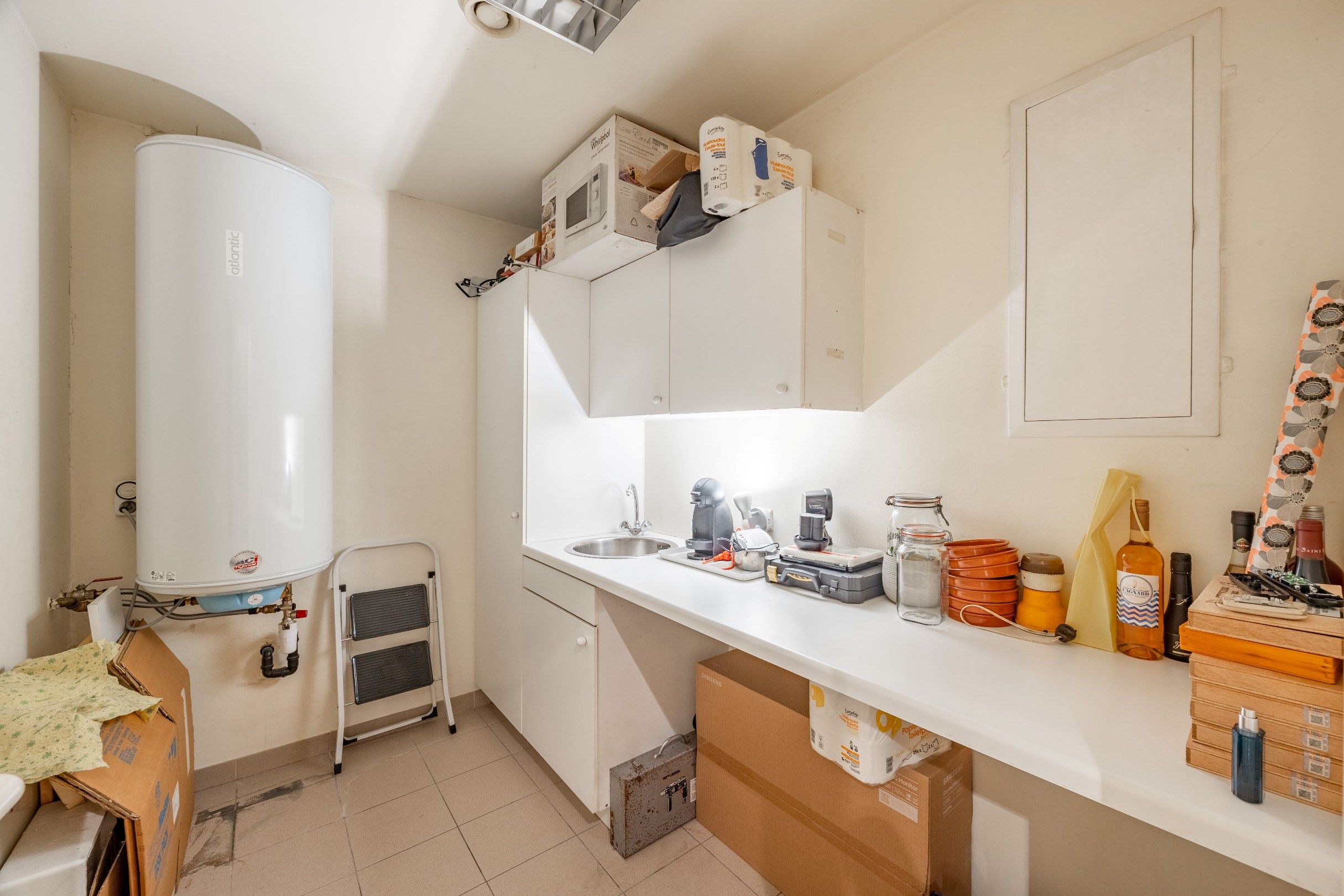 MULTIFUNCTIONELE EIGENDOM MET COMMERCIËLE LIGGING foto 21