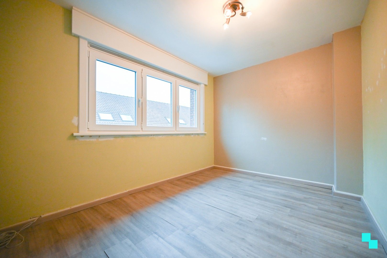 Rustig gelegen ééngezinswoning nabij centrum Izegem met garagebox en uitweg foto 20