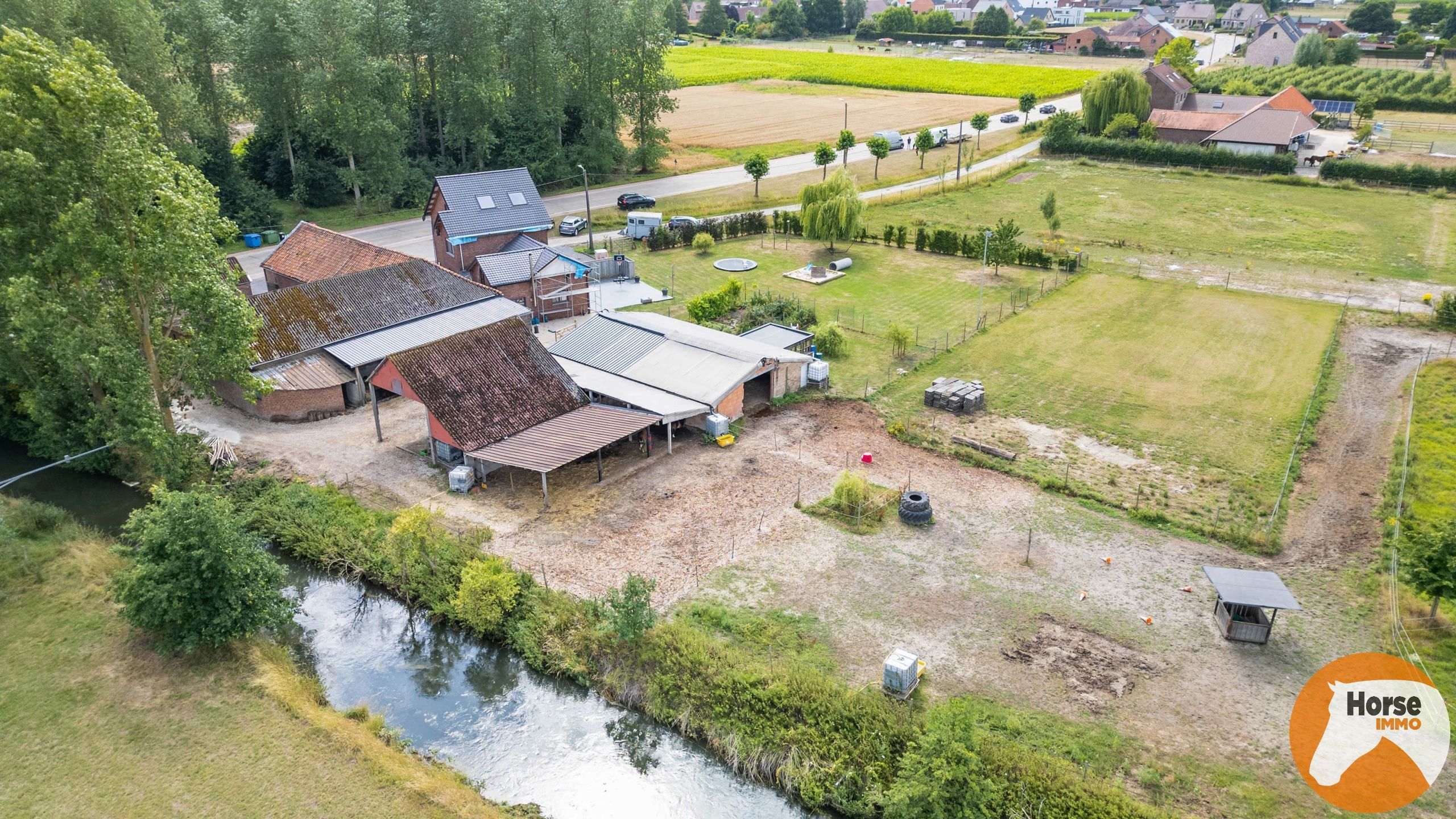GEETBETS - Gerenoveerde woning met paardenfaciliteiten foto 34