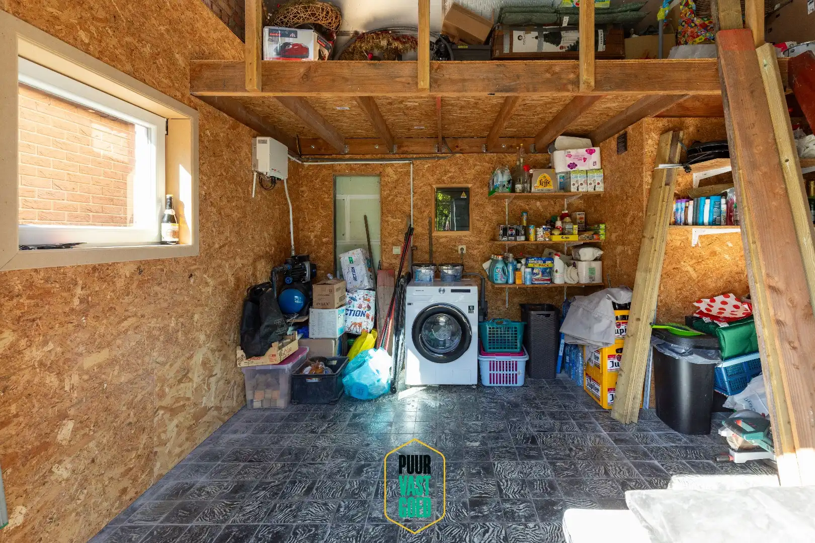 Verzorgde comfortabele halfopen wonig op 476 m² grond, met aangename tuin foto 23