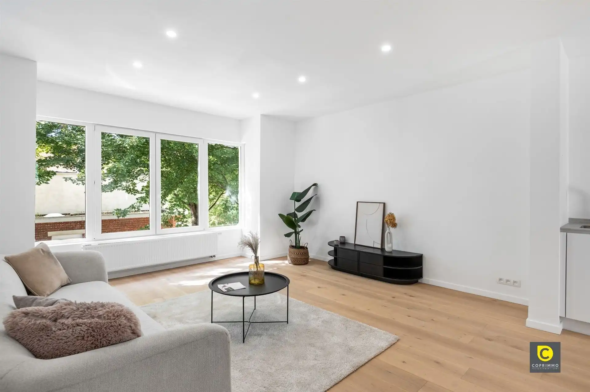 Recent gerenoveerd appartement op toplocatie! foto 3