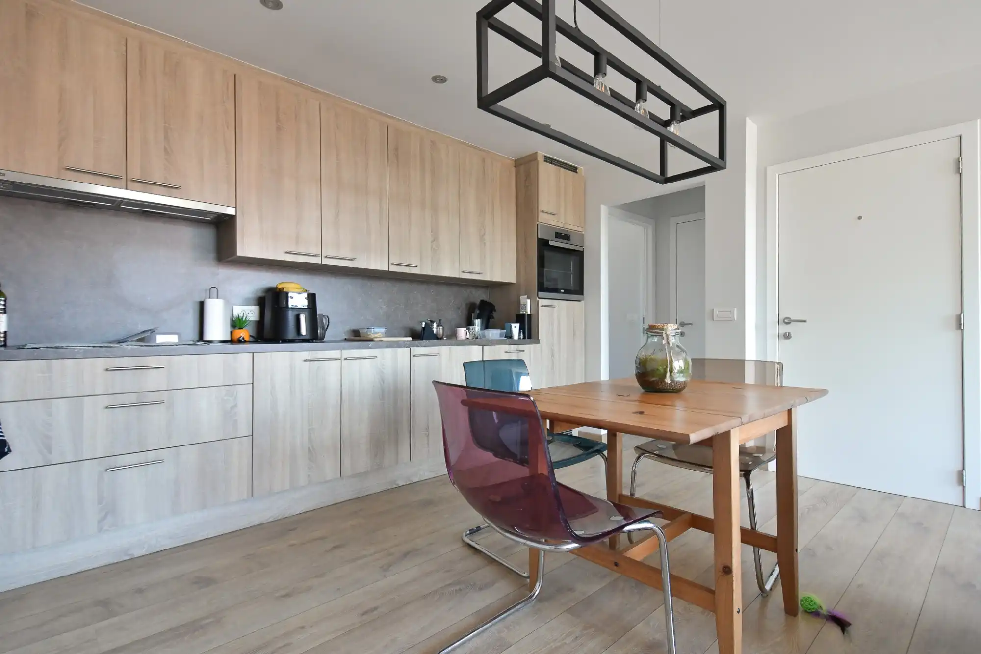 BEZOEKMOMENT WOENSDAG 05/08 VAN 17U30 TOT 18U30 | GOED GELEGEN & KWALITATIEF APPARTEMENT MET TERRAS EN FIETSENBERGING foto 6