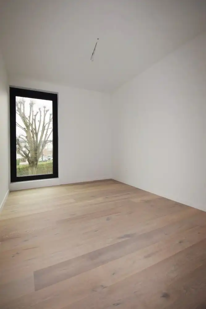 Luxueus en ruim recent appartement met 3 slaapkamers en 2 badkamers. foto 10