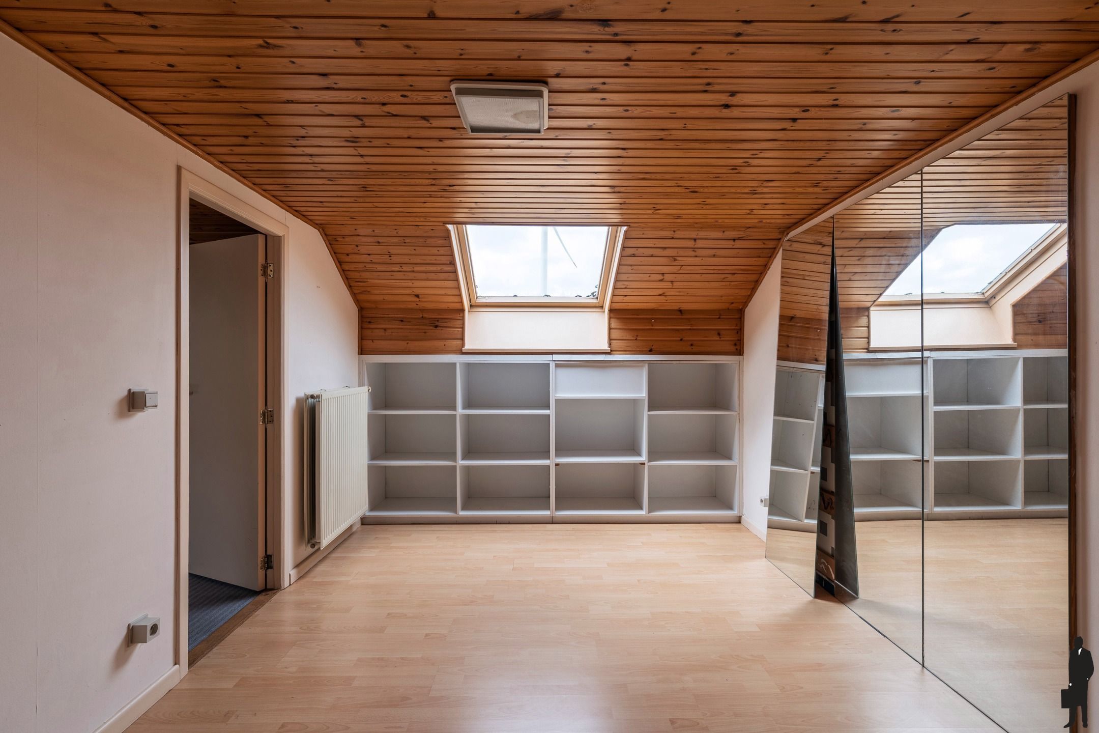 Vrijstaande zonevreemde woning met paardenstal op ca. 20.000 m² te Meer foto 14