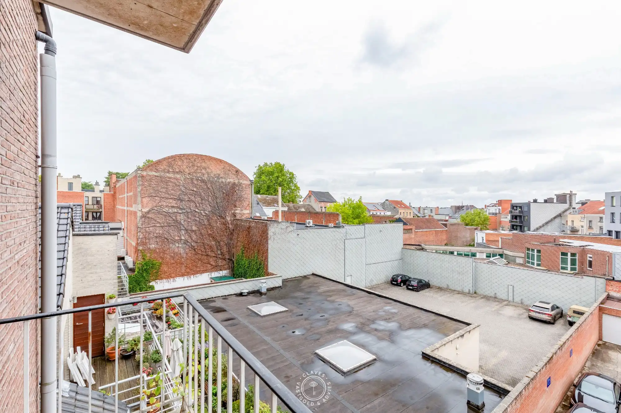 1-slaapkamerappartement met terras en centrale ligging foto 8