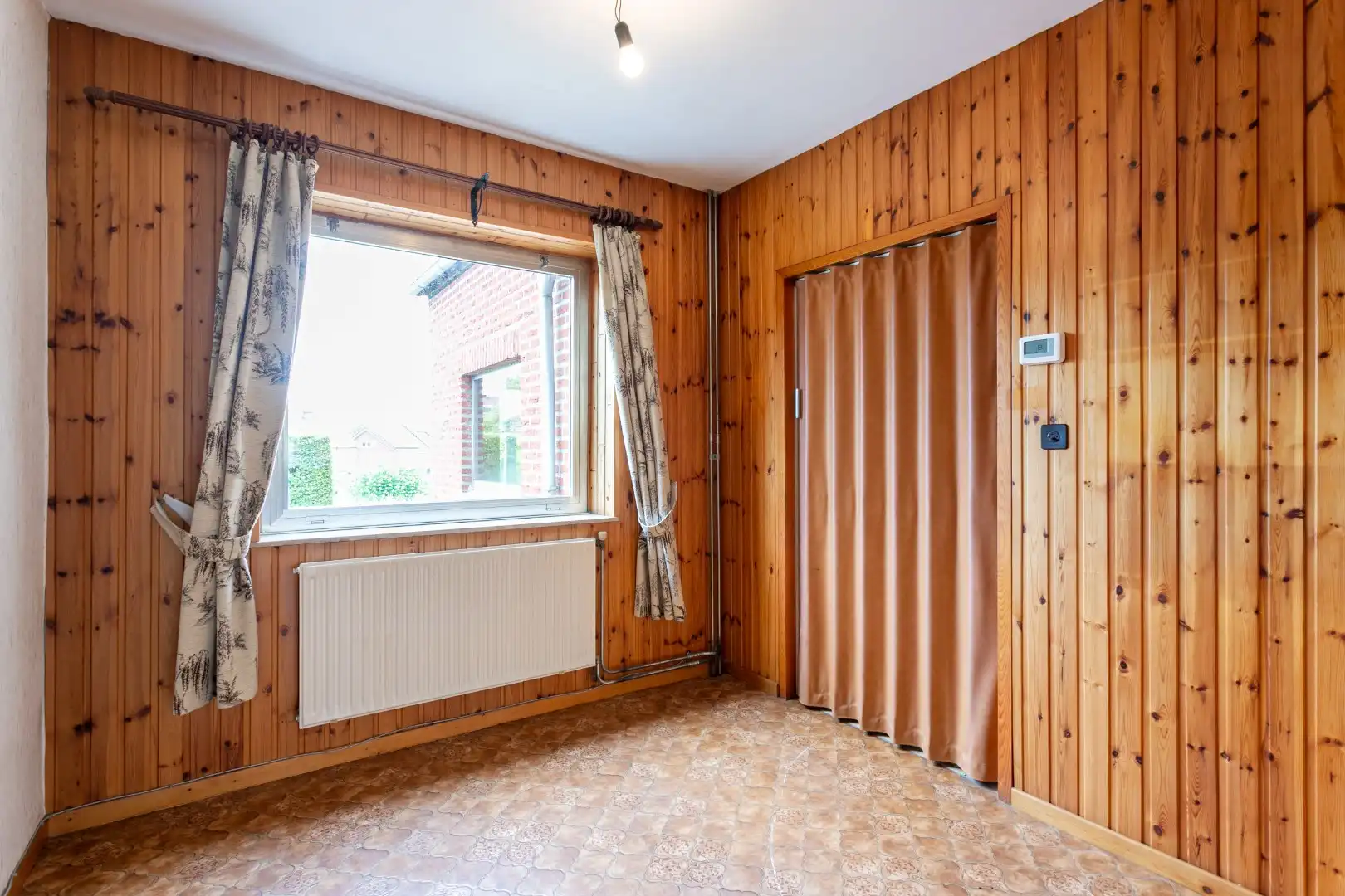 Te renoveren woning met 3 slpk te Buizingen foto 7
