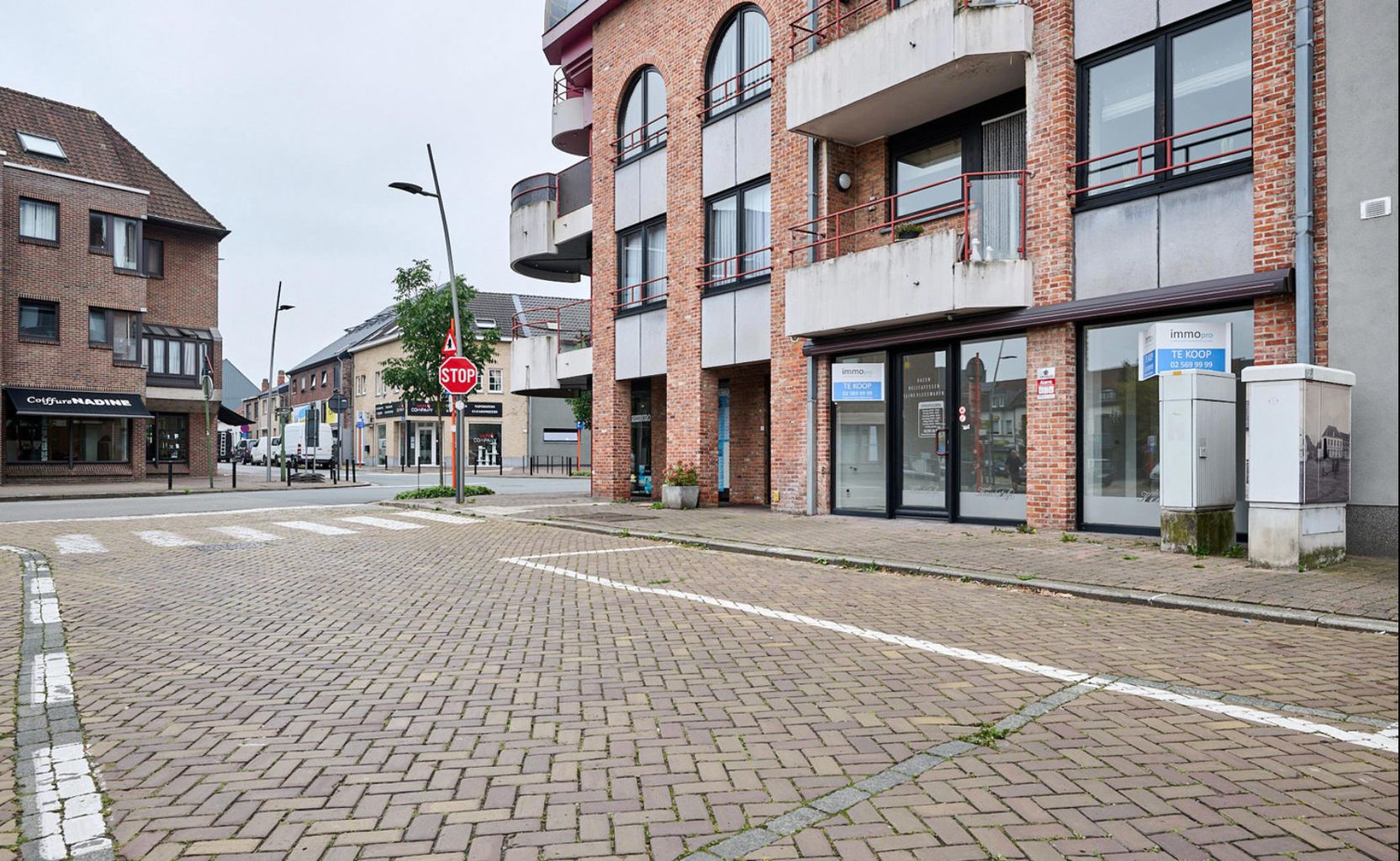 Parkeerplaats te koop foto {{pictureIndex}}