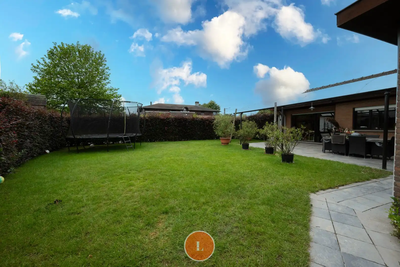 Loods van  360m² op 5513m² grond in industriegebied foto 15