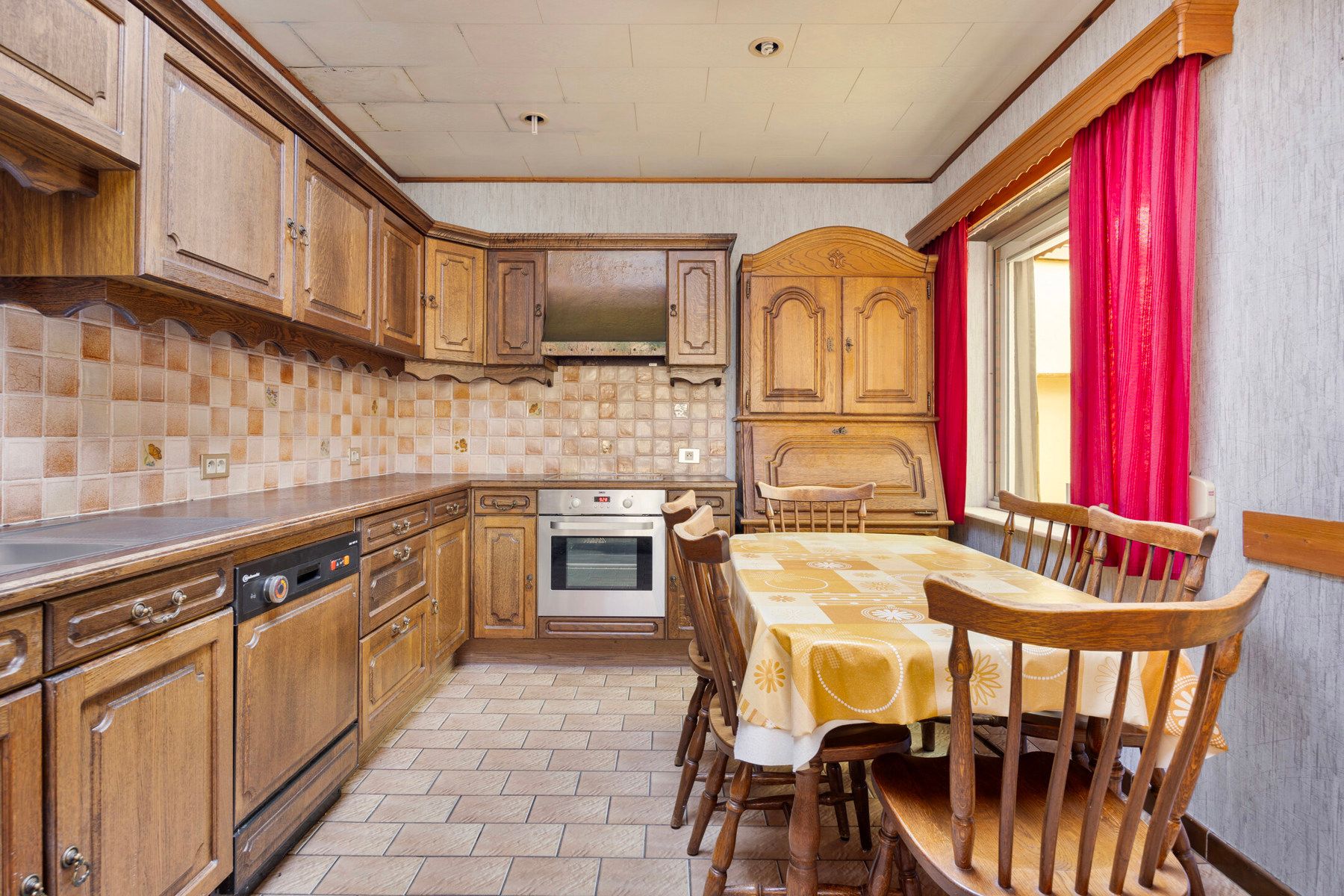 Op te frissen woning te Lubbeek foto 4