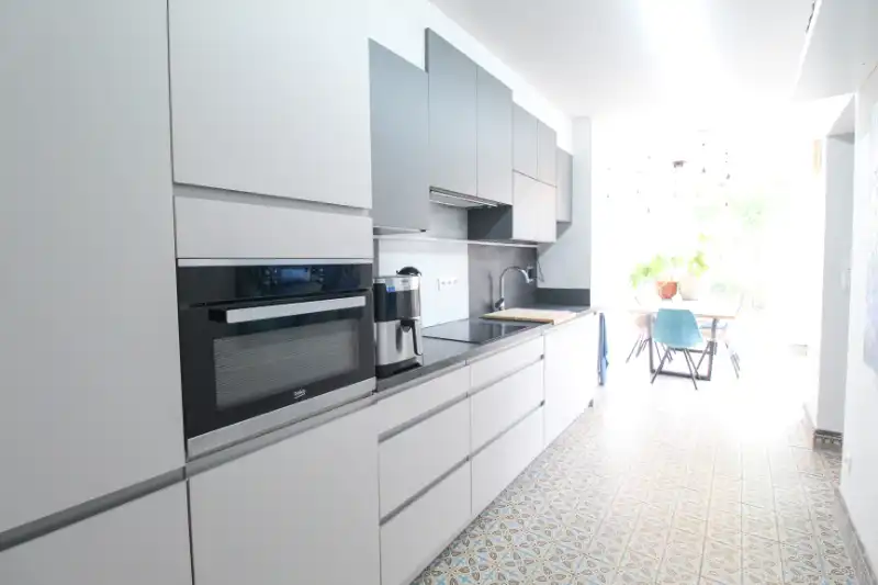 Ruime gezinswoning met 3 slaapkamers en zonnige tuin foto 5