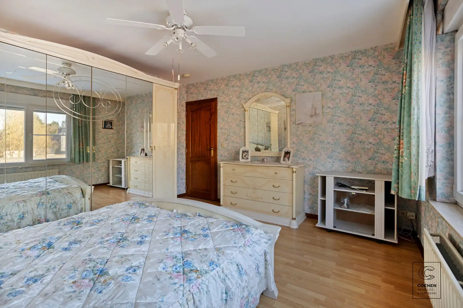 Lichtrijk appartement van 94 m² met twee slaapkamers te Zwijndrecht! foto 19