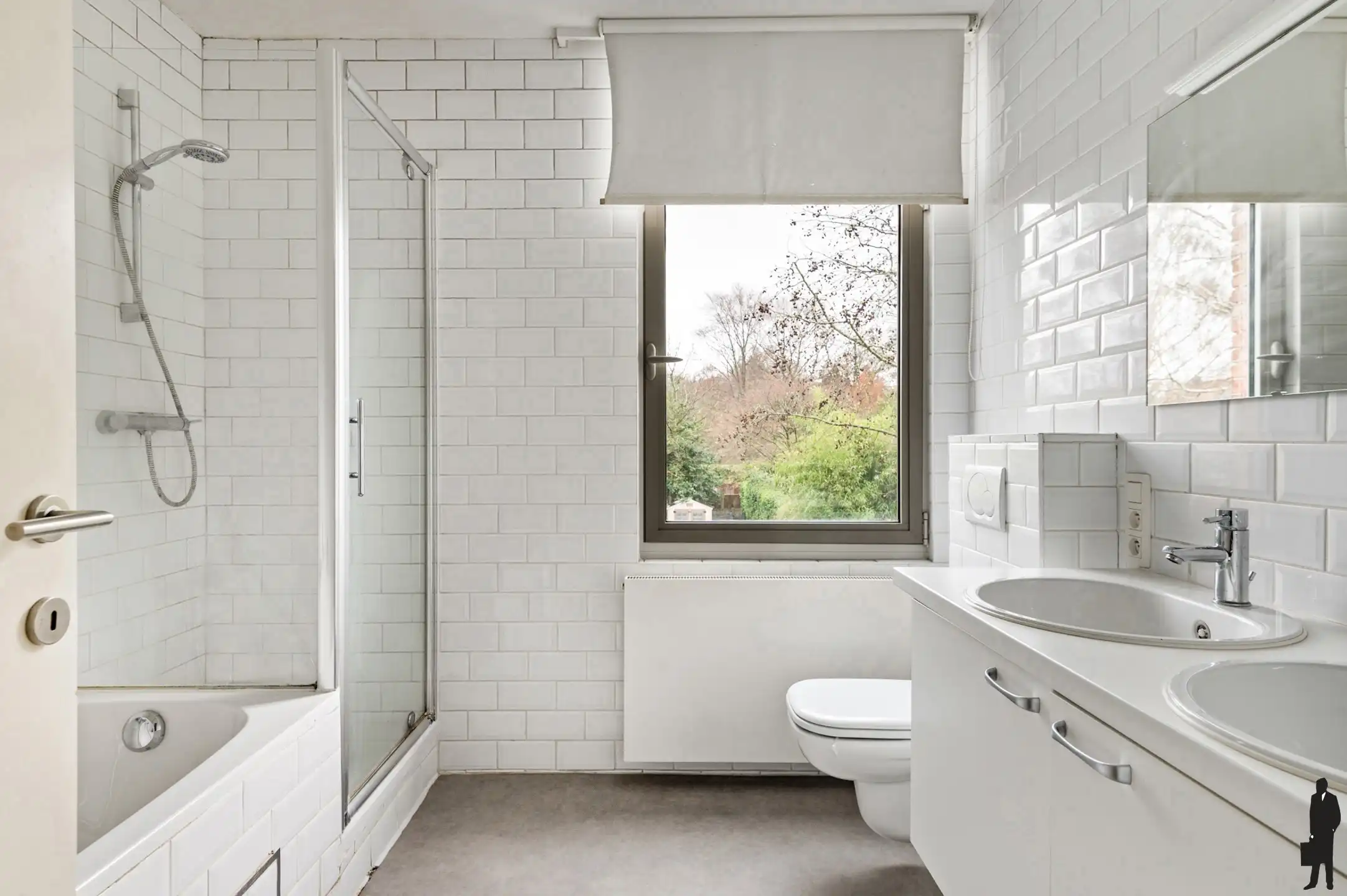 Instapklare woning met 3-4 slaapkamers & tuin in het centrum foto 16