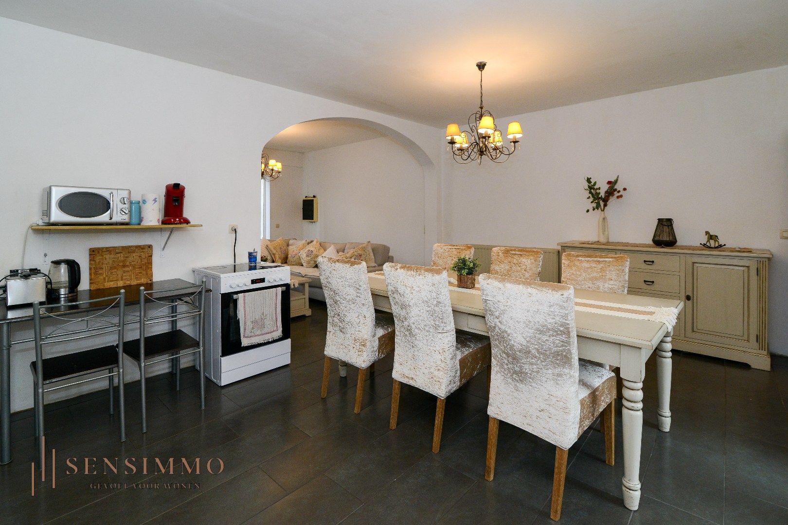 Prachtig gelegen gelijkvloers appartement met terras + P foto 6