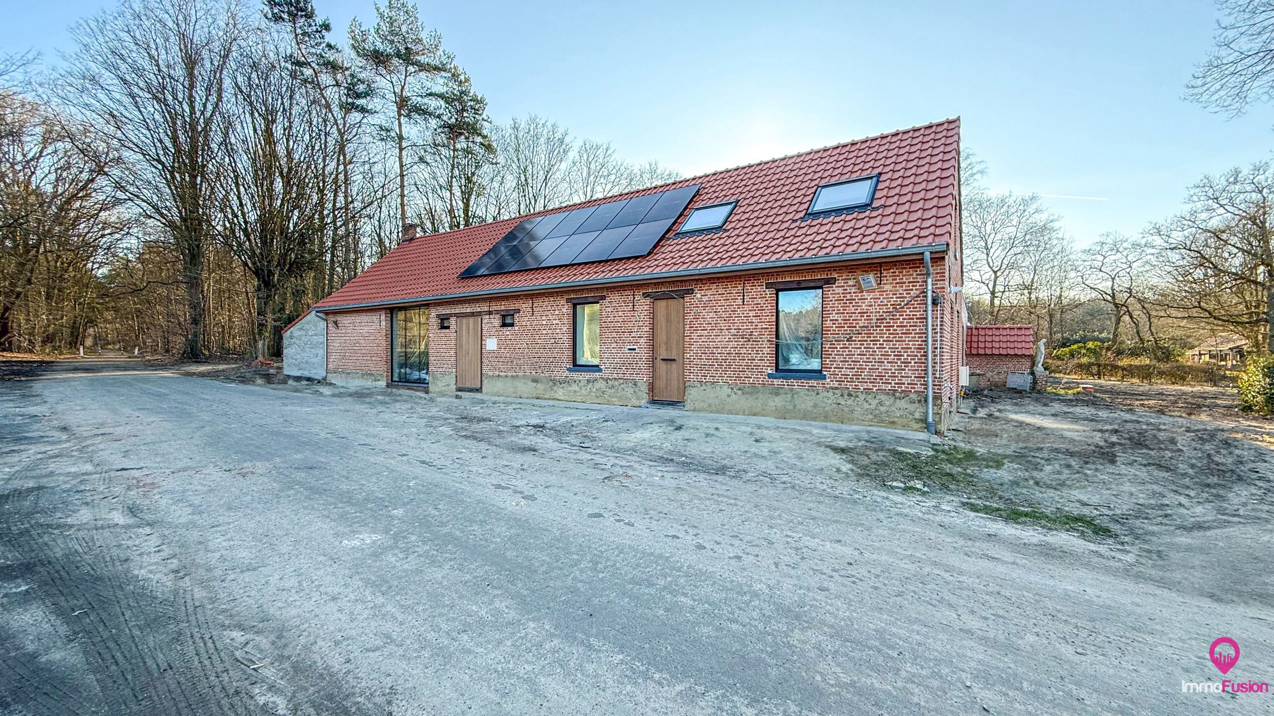 Multifunctioneel horecapand op een perceel van 1.9 hectare! foto 63