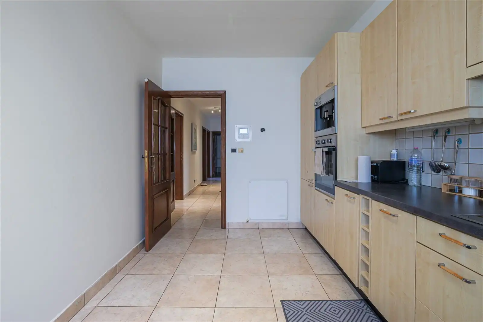 2 slaapkamer appartement met staanplaats en kelder foto 5