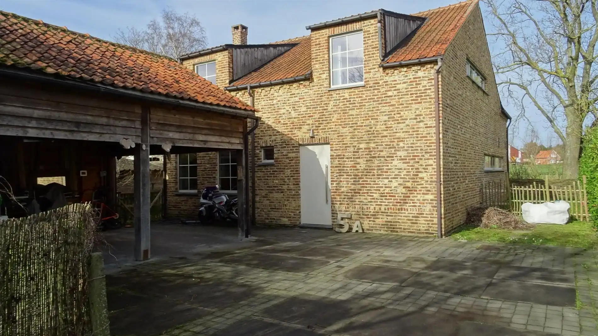 Rustig gelegen karaktervolle woning foto 22