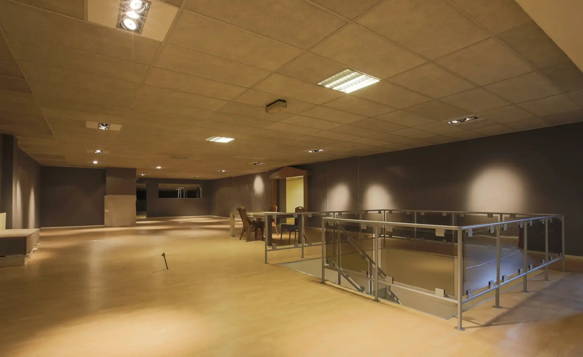 Commerciële ruimte te huur foto 7