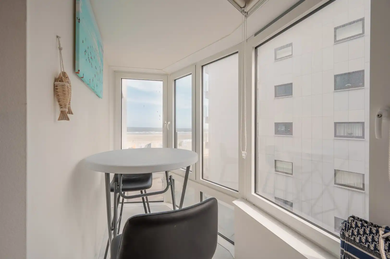 Gezellig 1 slaapkamer appartement met zeezicht foto 5