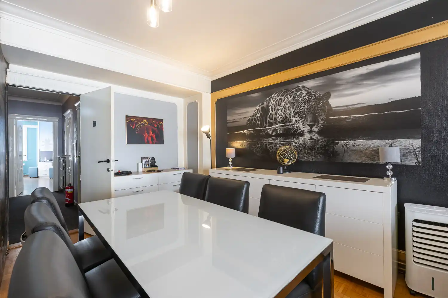 Uiterst ruim appartement vlakbij het centrum van Oostende foto 6