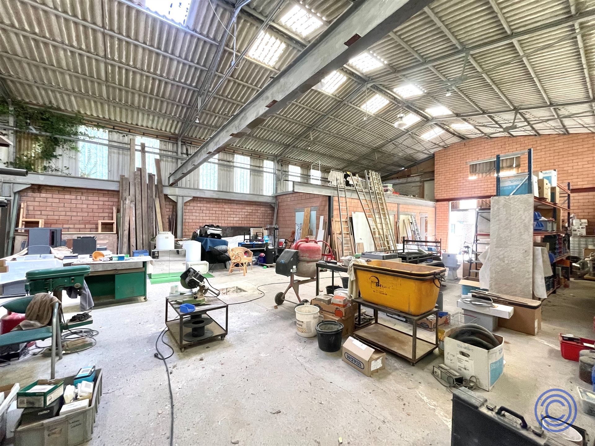 Huis met magazijn aan de Nete! foto 6